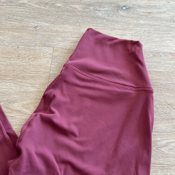 SET Active Raspberry Leggings - Picture 2 of 5